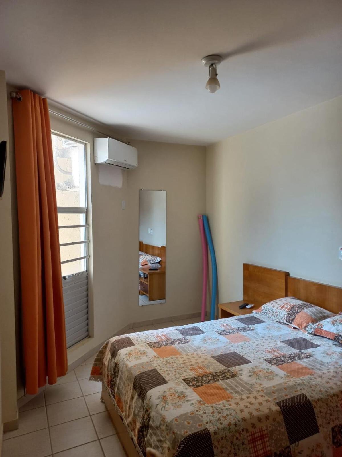 Prive Das Thermas 01 - Ar Split Nos 2 Quartos, Ventilador Na Sala, Purificador Soft Gelada Natural Caldas Novas Kültér fotó