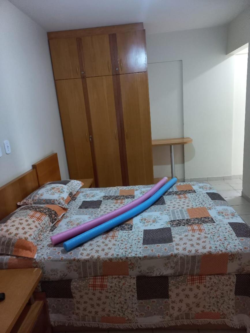 Prive Das Thermas 01 - Ar Split Nos 2 Quartos, Ventilador Na Sala, Purificador Soft Gelada Natural Caldas Novas Kültér fotó